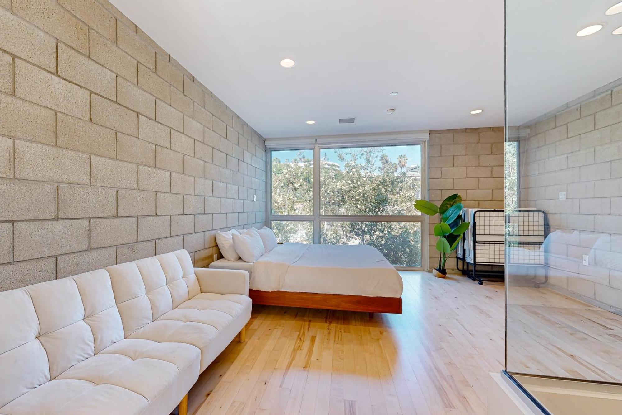 Modern Loft-style Townhouse In Angeles Сasa de vacaciones Los Ángeles